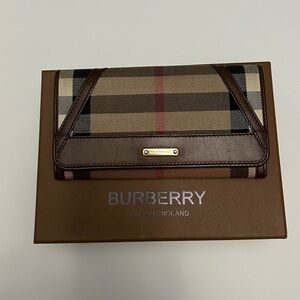 Burberry House Check Leighton Fabric and Leather Continental Wallet